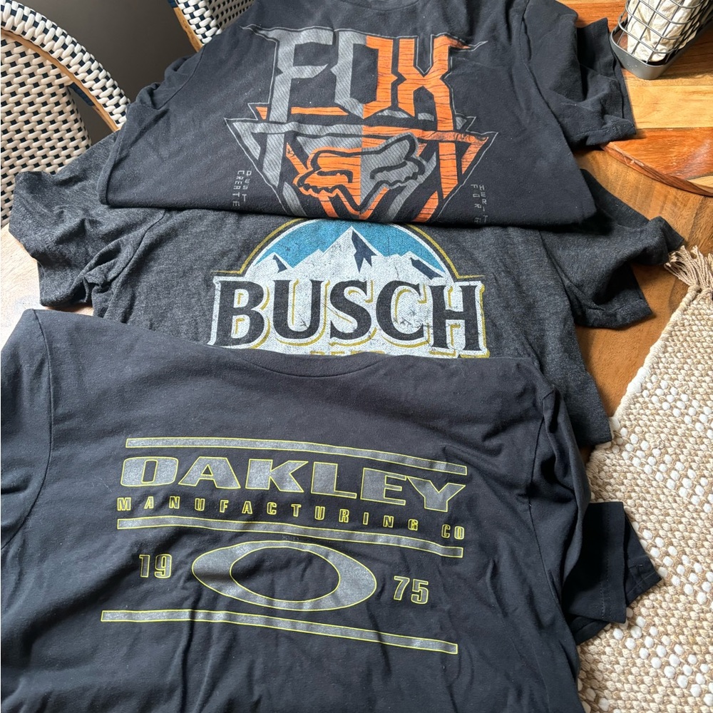 Men’s fox, Oakley & Busch shirt